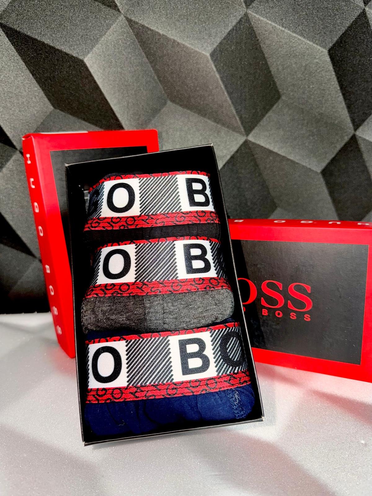 Hugo Boss — Men's Boxer Briefs 3-Pack Gift Box
