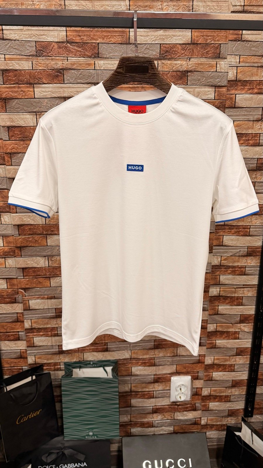 HUGO T-Shirt - Image 3