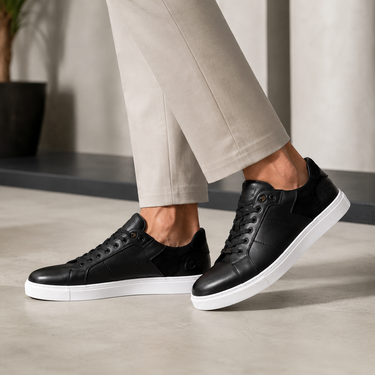 ROBERTO BOTTICELLI Sneakers
