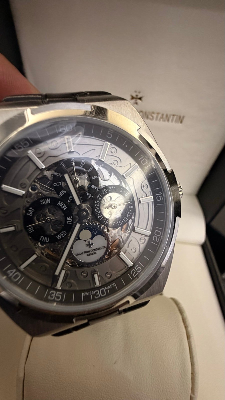 VACHERON CONSTANTIN Watch - Image 2