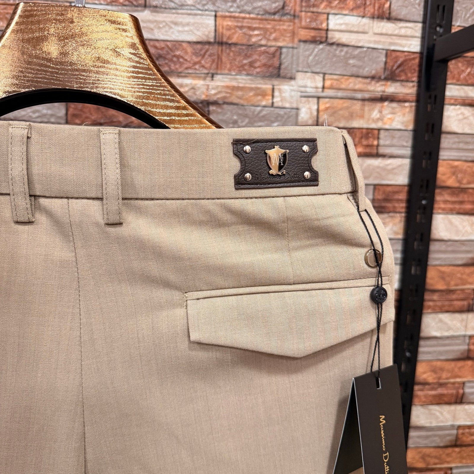 MASSIMO DUTTI Pants - Image 3